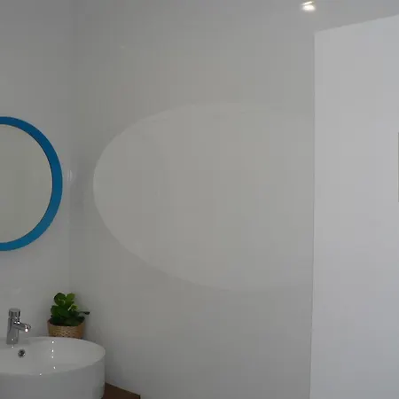 Hostel Figueres 피게레스